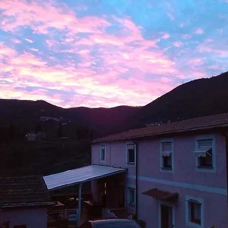 Del Papa Séjour à la ferme La Spezia