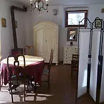 Del Papa Farm stay *