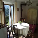 Del Papa Farm stay *