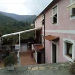 Del Papa Farm stay La Spezia